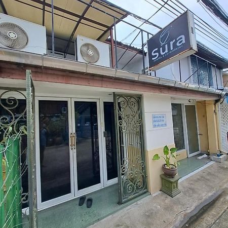 Sura Hostel Bangkok Near Mrt Phra Ram 9 Exterior photo